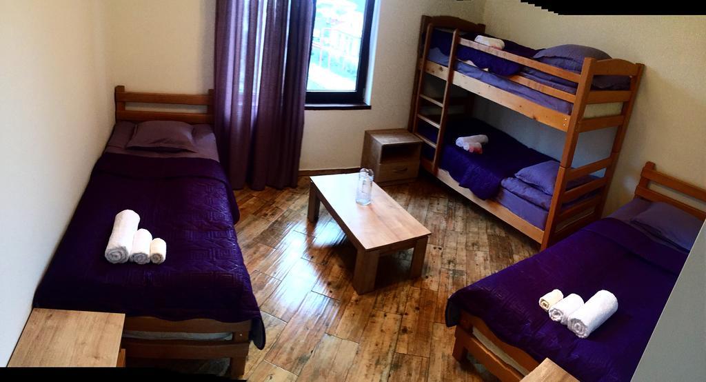 Veranda Guesthouse Степанцмінда Екстер'єр фото